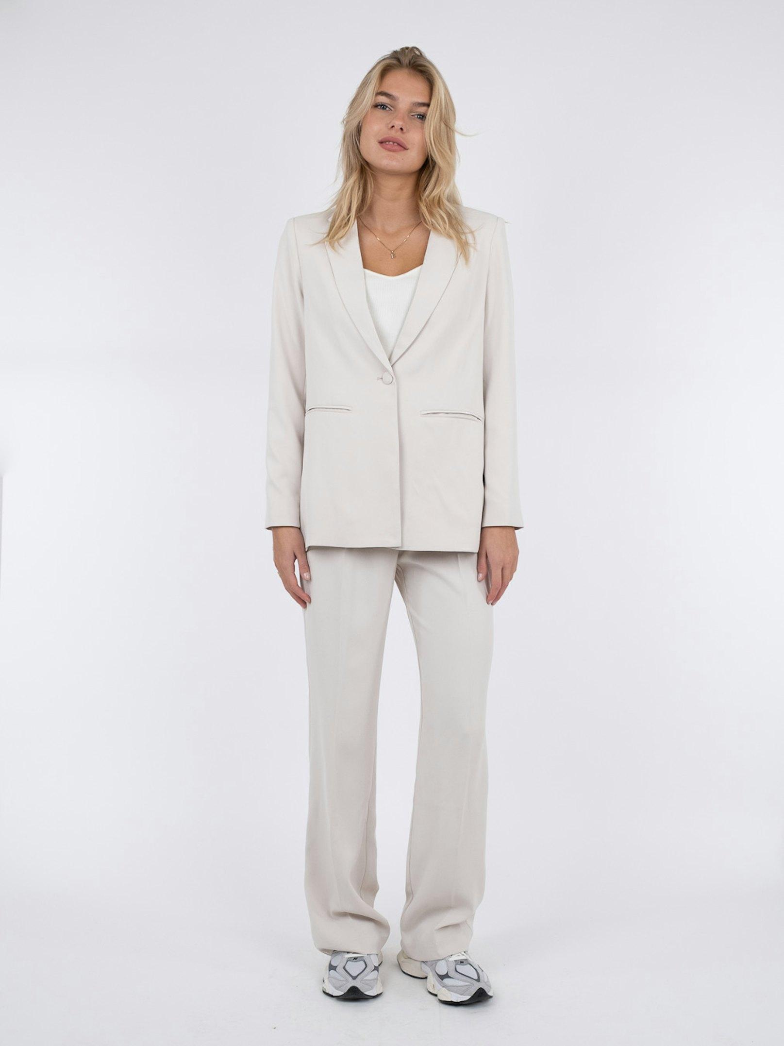 Neo Noir Woven Blazer Ivory