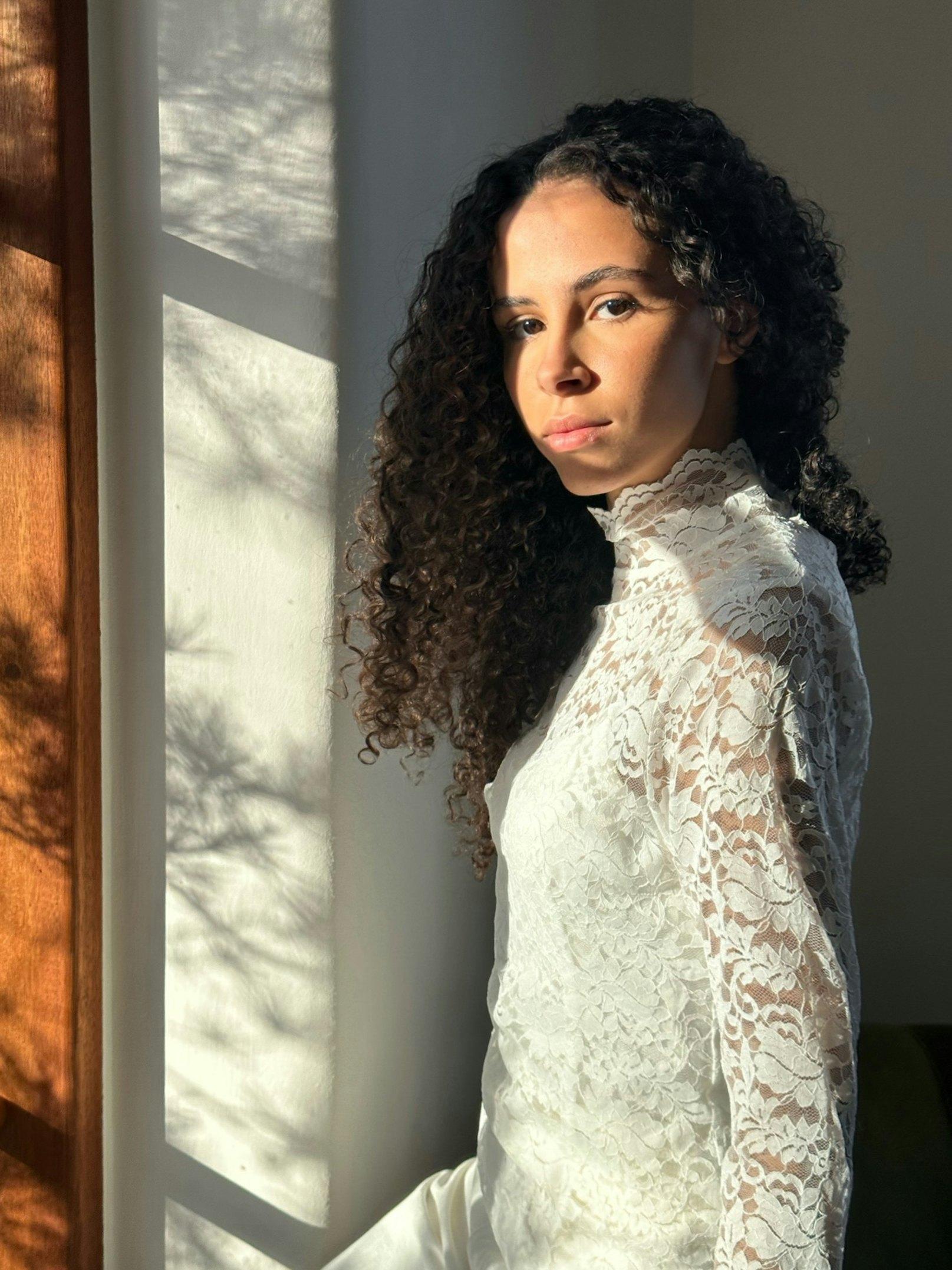 Neo Noir Liza Blondebluse Hvid